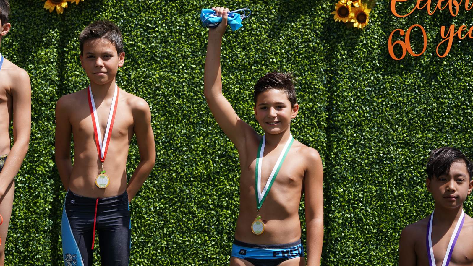 FriendlyHillsCCSwimDive010